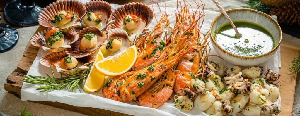 Плато с морепродуктами и овощами на горячее41.jpg