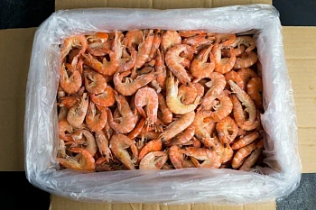 Креветка королевская ваннамей  в панцире, с головой, 50/70, коробка 5 кг