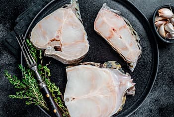 Зубатка пестрая стейк