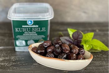 Оливки вяленые черные KURU SELE  2XS